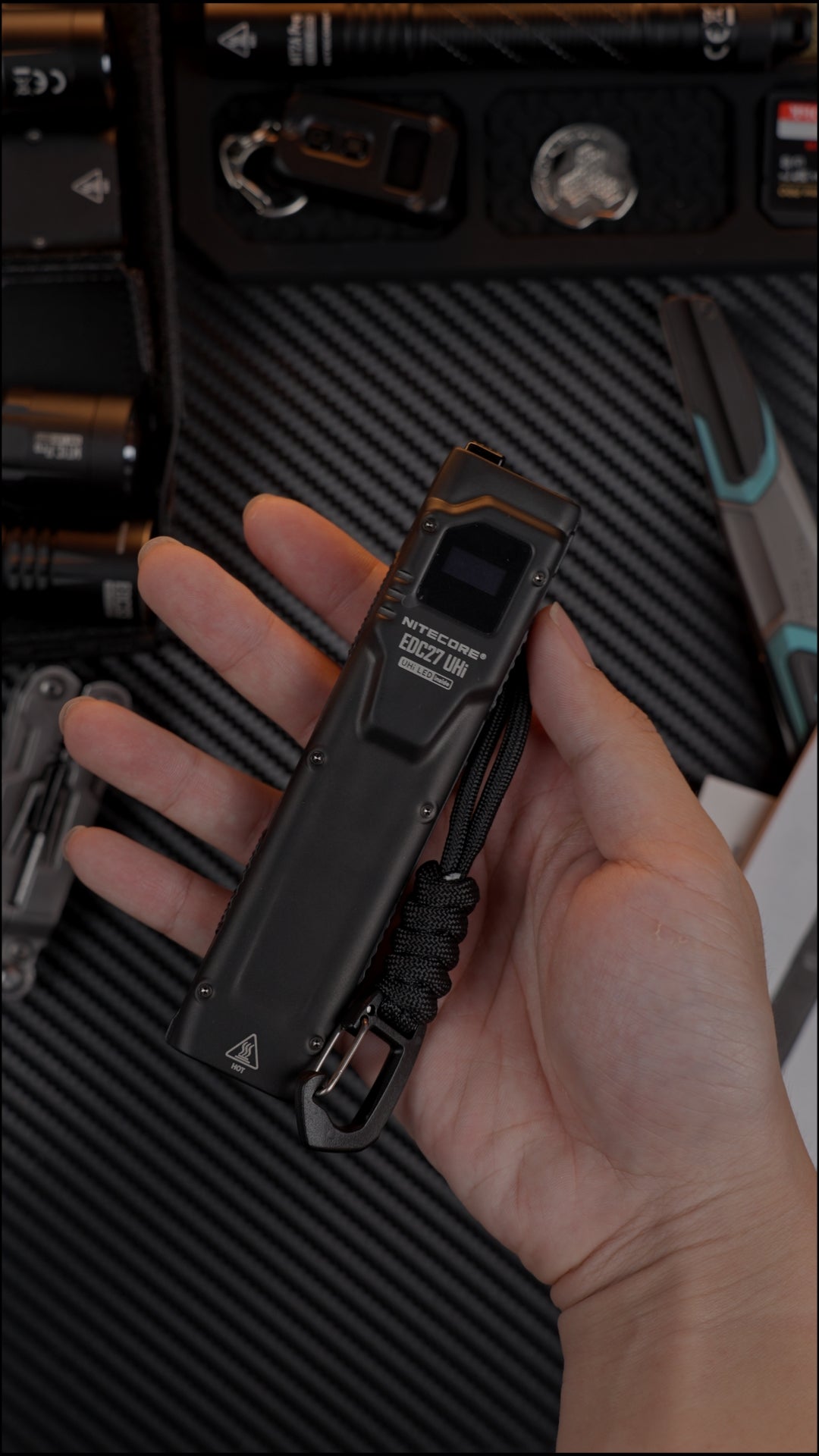 EDC27 UHI Flashlight