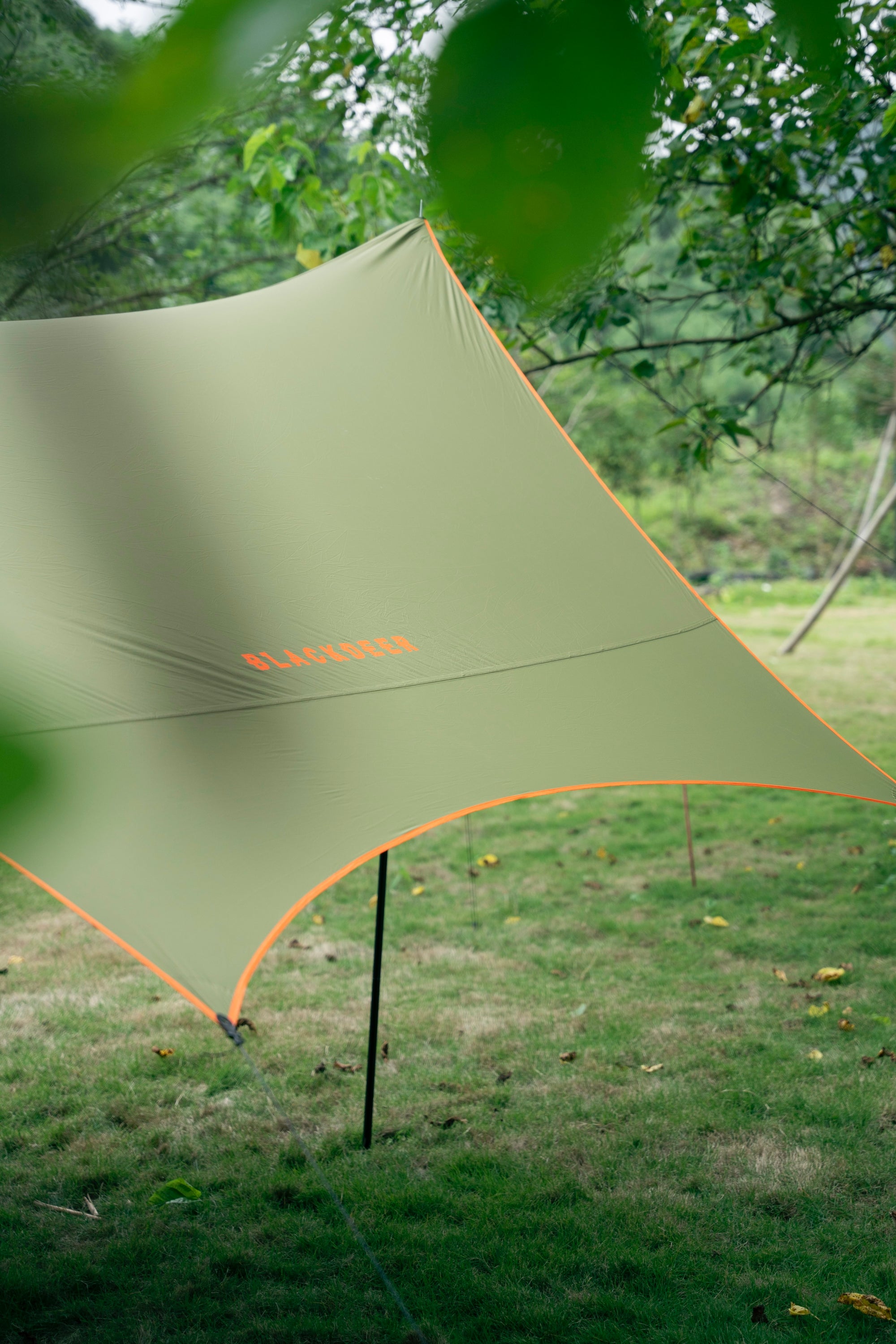 Shady Lightweight Vinyl Coated Hexagonal Tarp