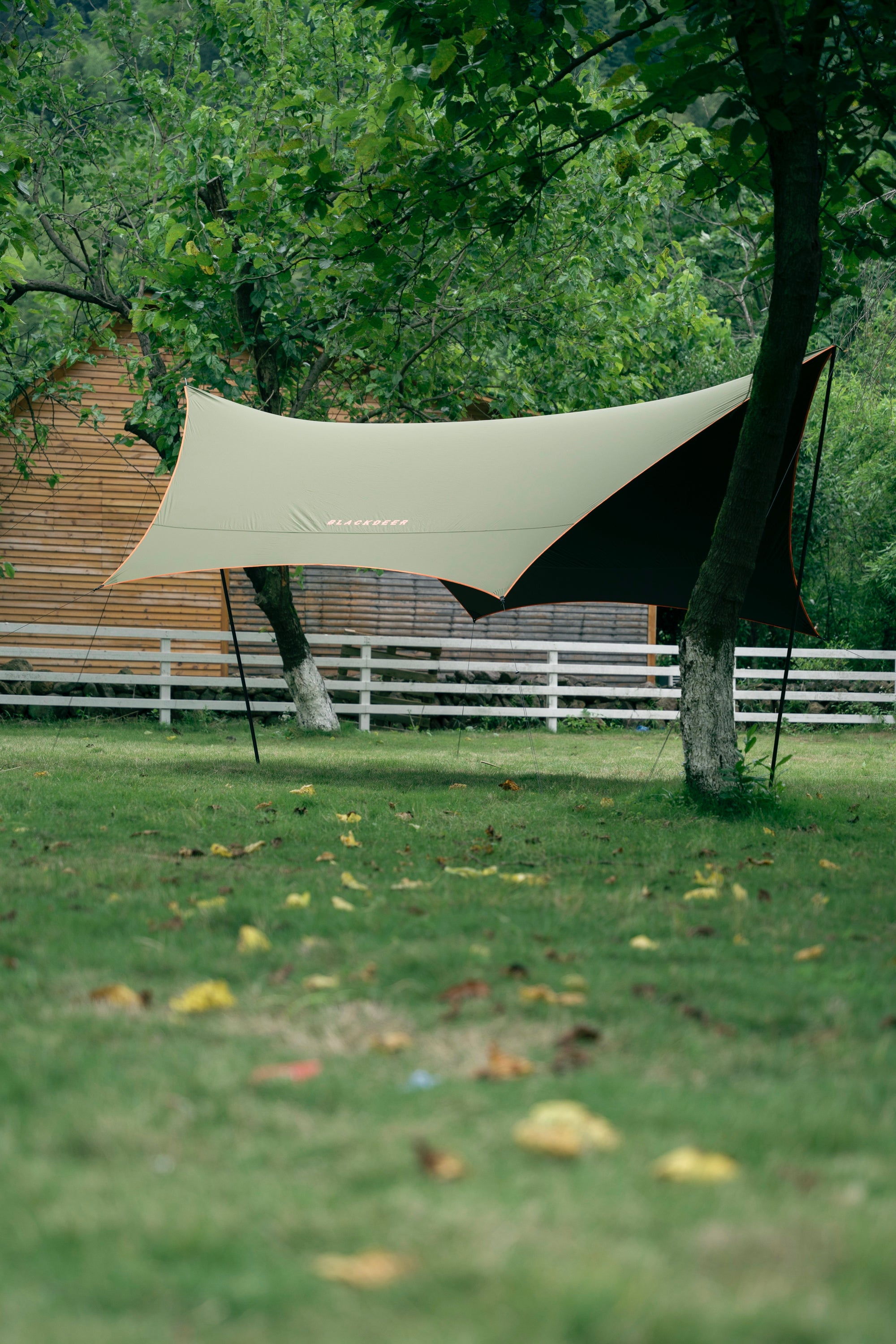 Shady Lightweight Vinyl Coated Hexagonal Tarp